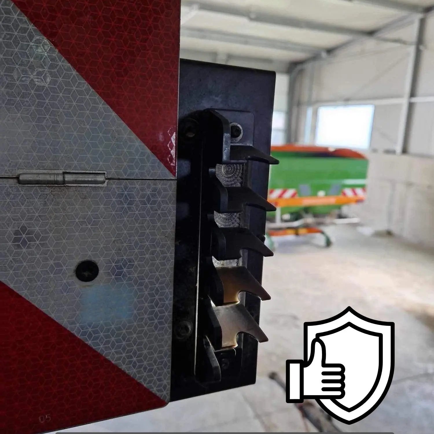 Abdeckung für LED - Leuchten der Warntafel – Fendt Vario Serie 300–1000 - Exact Designs