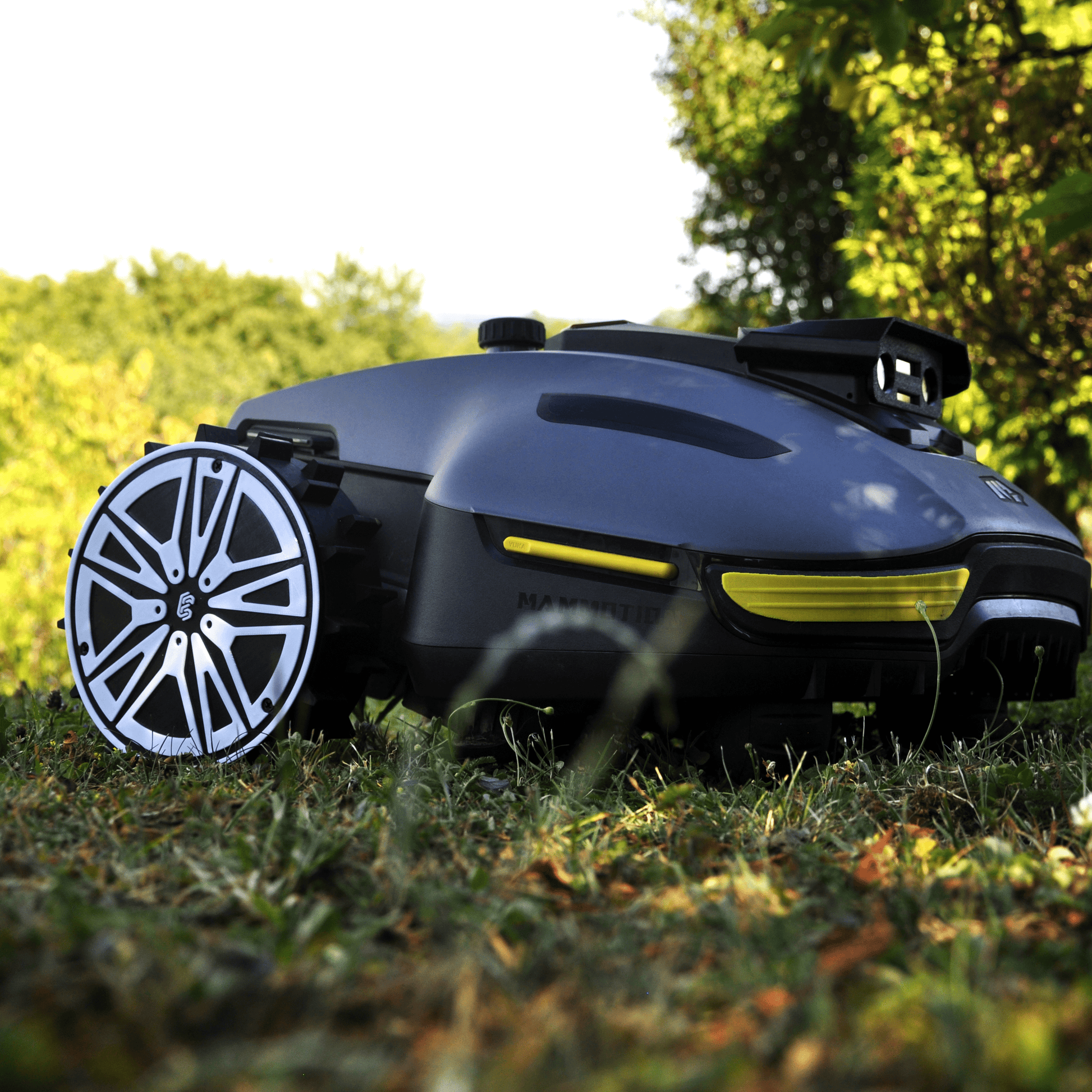 Mammotion Yuka Mini – Radabdeckung im luxuriösen Stil - Exact Designs